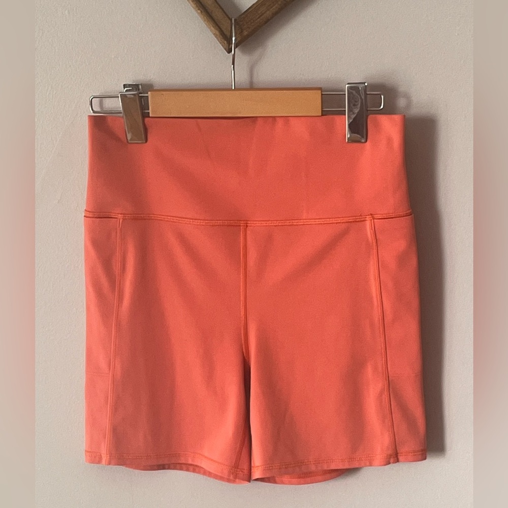 Women’s Vuori Studio Pocket Shorts
VUO-SHR-VW390-C/O